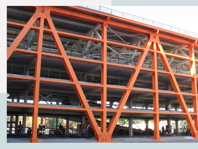 Многоуровневые паркинги в Истра от 610 руб.